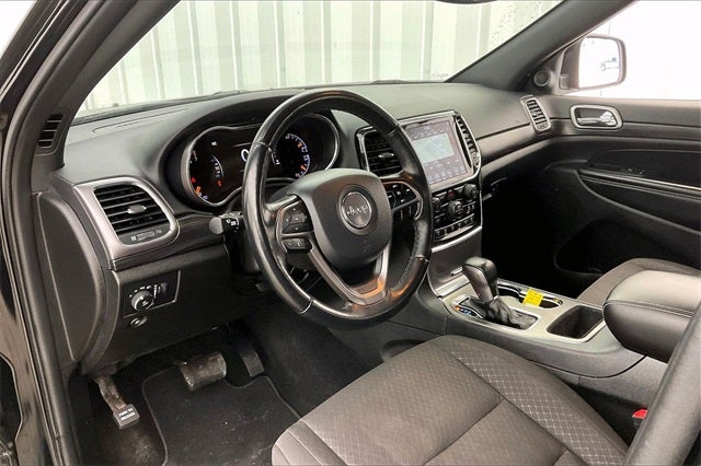 2021 Jeep Grand Cherokee Freedom Edition