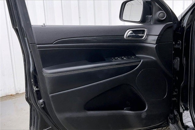 2021 Jeep Grand Cherokee Freedom Edition