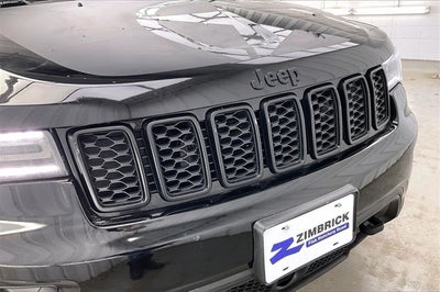 2021 Jeep Grand Cherokee Freedom Edition