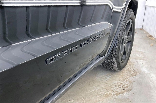 2021 Jeep Grand Cherokee Freedom Edition