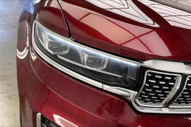 2022 Jeep Grand Wagoneer Series III
