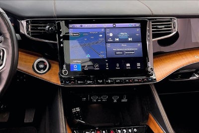 2022 Jeep Grand Wagoneer Series III