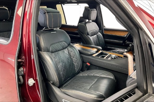 2022 Jeep Grand Wagoneer Series III