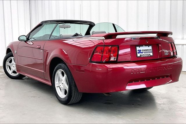 2004 Ford Mustang V6