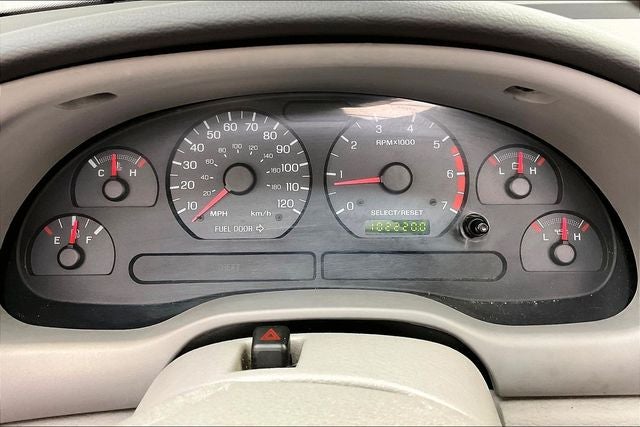 2004 Ford Mustang V6