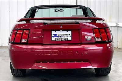 2004 Ford Mustang V6