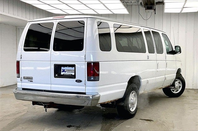 2006 Ford E-350SD XL