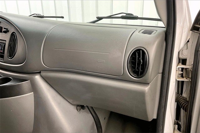 2006 Ford E-350SD XL