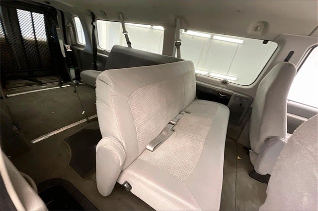 2006 Ford E-350SD XL