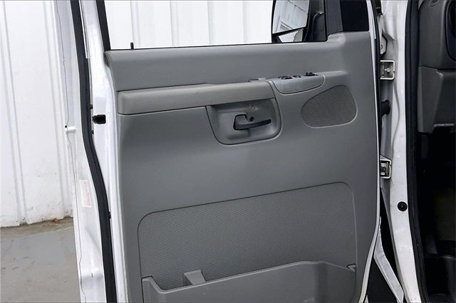 2006 Ford E-350SD XL