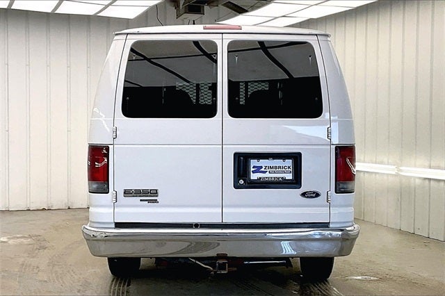 2006 Ford E-350SD XL