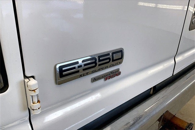 2006 Ford E-350SD XL