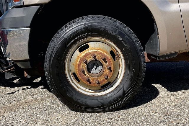 2006 Ford F-350SD XL DRW