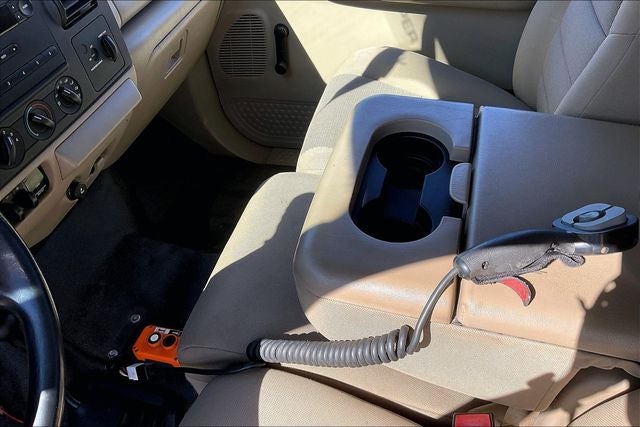 2006 Ford F-350SD XL DRW