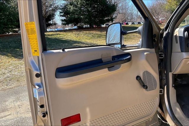 2006 Ford F-350SD XL DRW