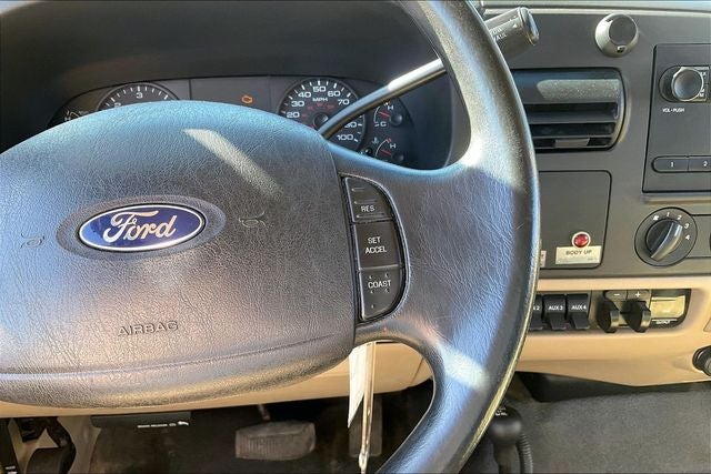 2006 Ford F-350SD XL DRW