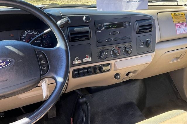 2006 Ford F-350SD XL DRW