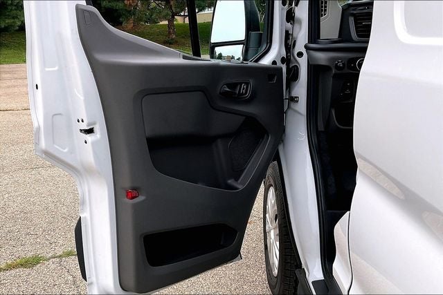 2022 Ford E-Transit-350 Base
