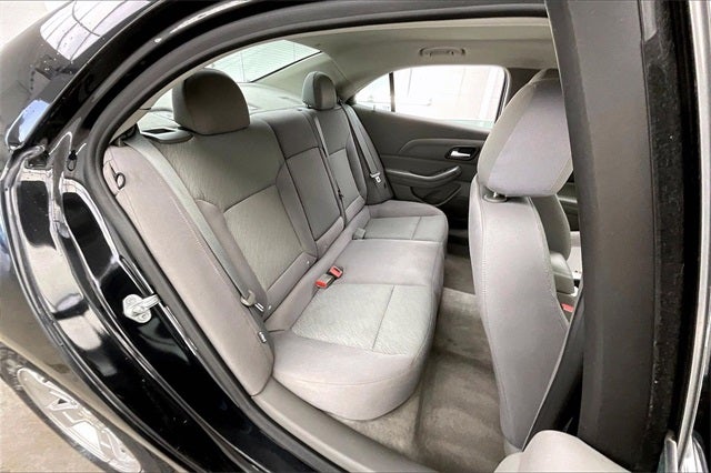 2013 Chevrolet Malibu LS 1LS