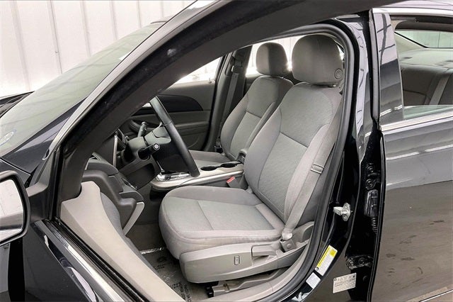 2013 Chevrolet Malibu LS 1LS