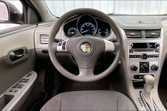 2011 Chevrolet Malibu LS 1LS