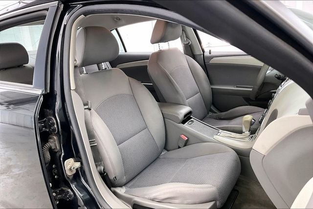 2011 Chevrolet Malibu LS 1LS