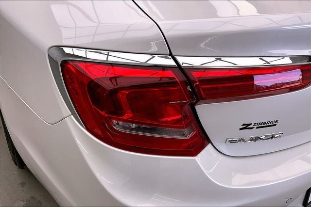 2017 Buick LaCrosse Essence