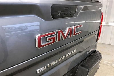 2022 GMC Sierra 1500 Limited AT4
