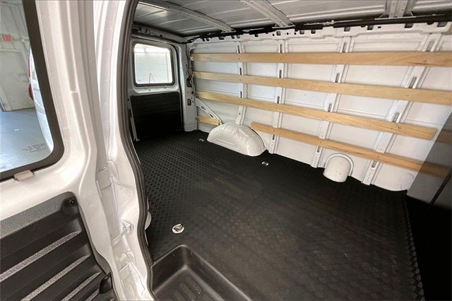 2024 GMC Savana 2500 Work Van