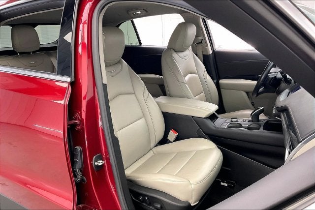 2020 Cadillac XT4 Premium Luxury