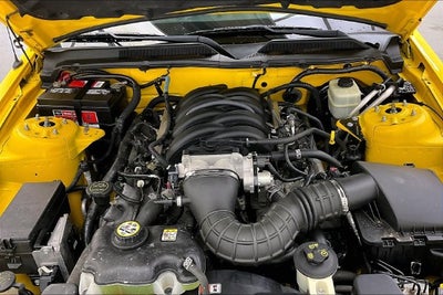 2005 Ford Mustang GT Deluxe