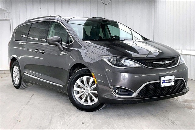 2019 Chrysler Pacifica Touring L