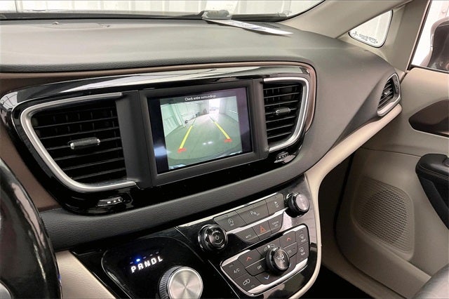 2019 Chrysler Pacifica Touring L