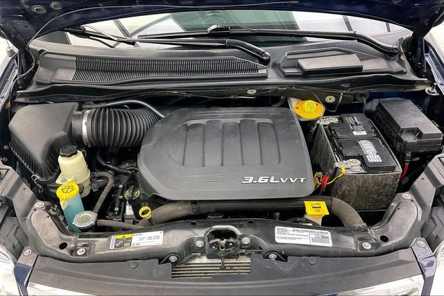 2016 Chrysler Town & Country Touring