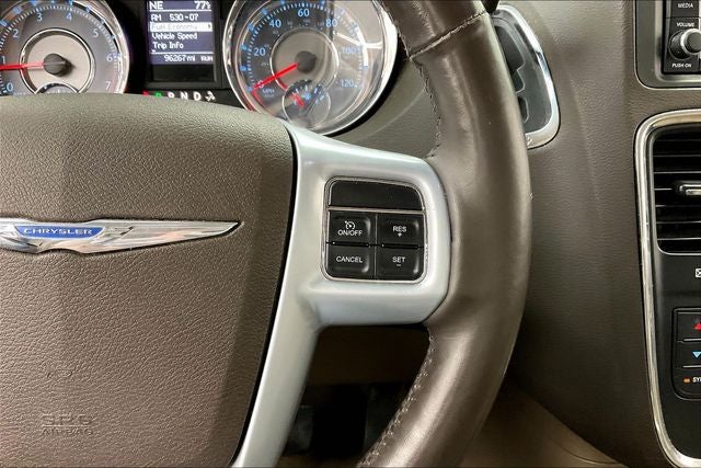 2014 Chrysler Town & Country Touring-L