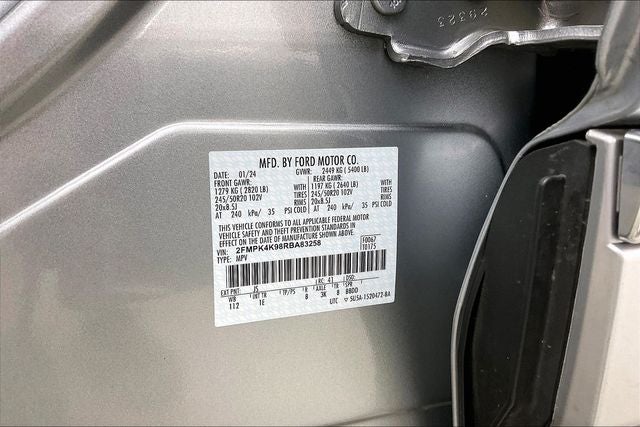 2024 Ford Edge Titanium