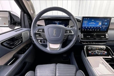 2023 Lincoln Navigator Black Label