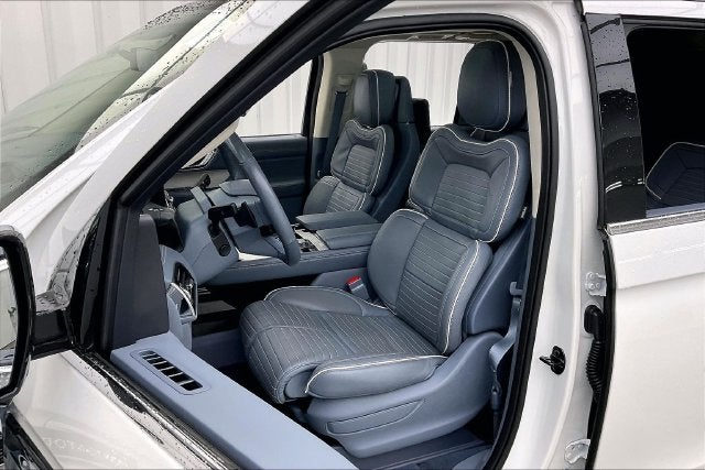 2023 Lincoln Navigator Black Label