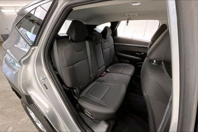 2023 Hyundai TUCSON SE