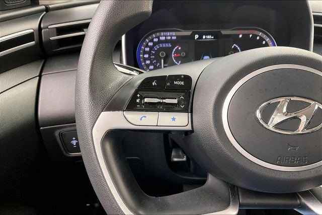 2023 Hyundai TUCSON SE