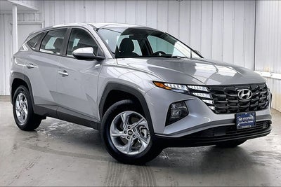 2023 Hyundai TUCSON SE