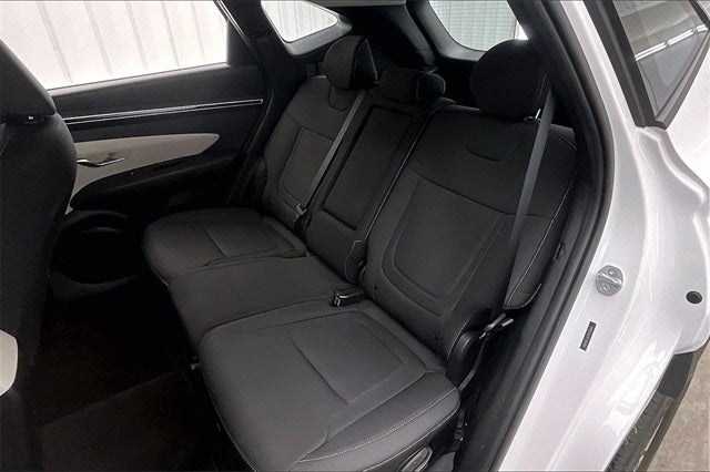 2023 Hyundai TUCSON SE