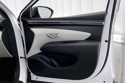 2023 Hyundai TUCSON SE