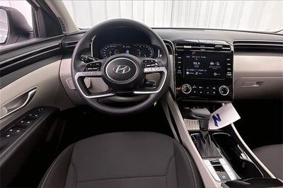 2023 Hyundai TUCSON SE