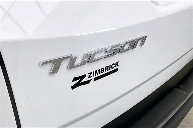 2023 Hyundai TUCSON SE