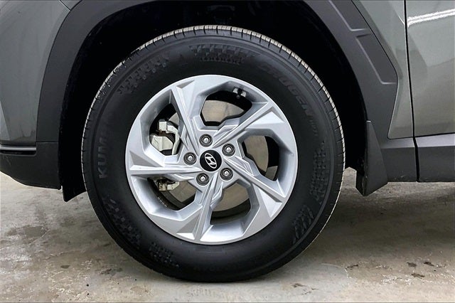 2023 Hyundai TUCSON SE