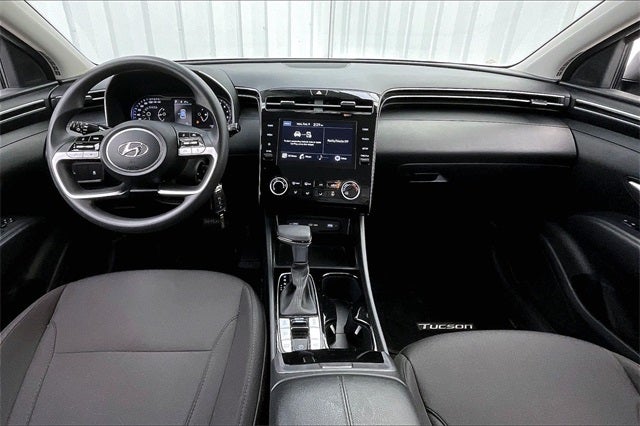 2023 Hyundai TUCSON SE