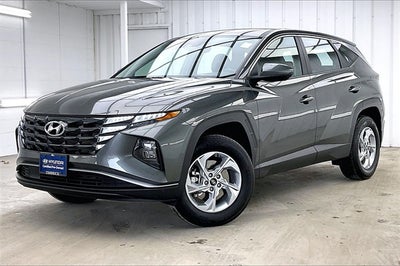 2023 Hyundai TUCSON SE