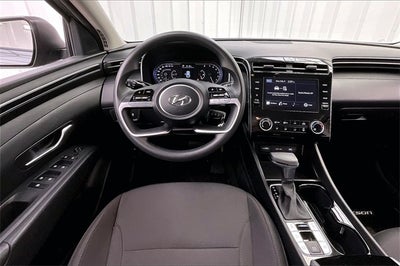 2023 Hyundai TUCSON SE