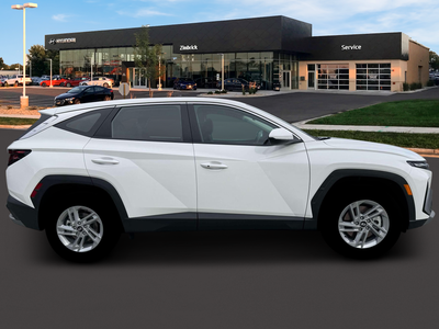 2026 Hyundai TUCSON SE AWD